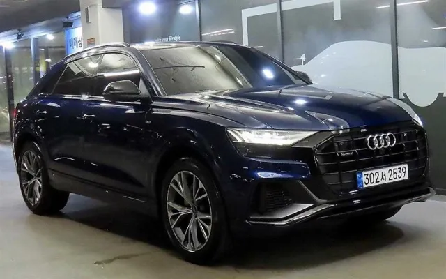 인천중고차살때 Q8 55 TFSI 콰트로 프리미엄 매물 사진 2 - 2022/05 43,792km